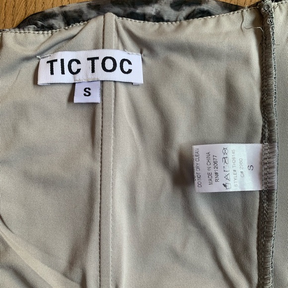 Tic Toc black and grey corset, worn but no flaws. Size small, fits true to size. - Picture 3 of 4